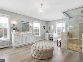7 Woodland Road, Newtown PA 18940