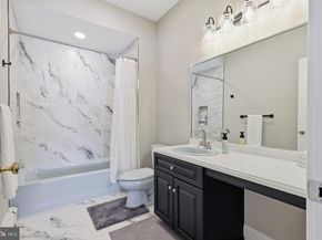 7 Woodland Road, Newtown PA 18940