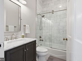 7 Woodland Road, Newtown PA 18940