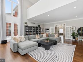 7 Woodland Road, Newtown PA 18940