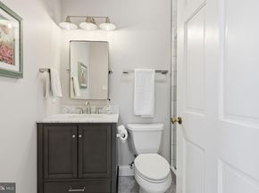 7 Woodland Road, Newtown PA 18940