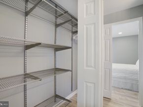 3100 S Manchester Street 909, Falls Church VA 22044