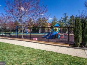 3100 S Manchester Street 909, Falls Church VA 22044