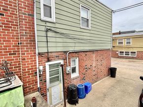 1827 Arnold Street, Philadelphia PA 19152