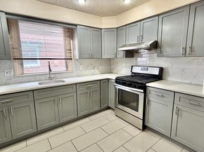 1827 Arnold Street, Philadelphia PA 19152