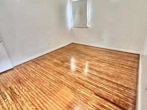 1827 Arnold Street, Philadelphia PA 19152