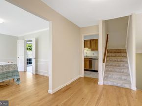 3032 Seven Oaks Place, Falls Church VA 22042