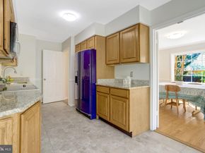 3032 Seven Oaks Place, Falls Church VA 22042