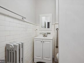 1313 E Rittenhouse Street, Philadelphia PA 19138