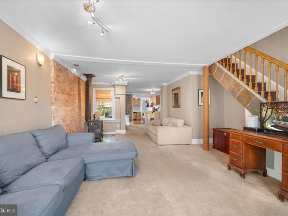 329 N Patrick Street, Alexandria VA 22314