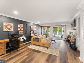 3322 Lakeside View Drive 33, Falls Church VA 22041