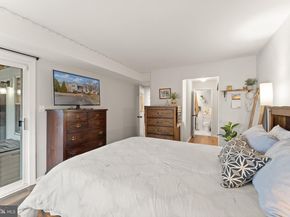 3322 Lakeside View Drive 33, Falls Church VA 22041