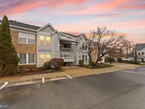 3322 Lakeside View Drive 33, Falls Church VA 22041