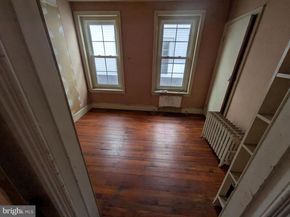 205 E Evergreen Avenue, Philadelphia PA 19118