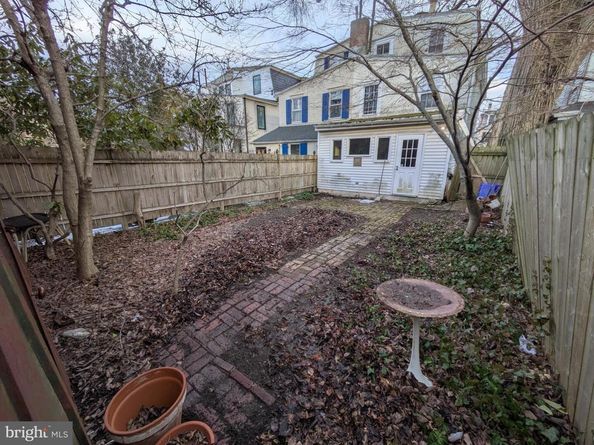 205 E Evergreen Avenue, Philadelphia PA 19118