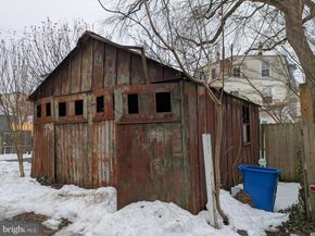 205 E Evergreen Avenue, Philadelphia PA 19118