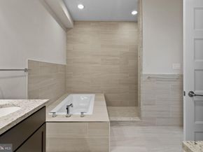 967 N Randolph Street, Philadelphia PA 19123