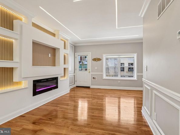 1459 N Edgewood Street, Philadelphia PA 19151