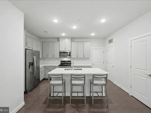 13334 Arrowbrook Centre Drive 112, Herndon VA 20171