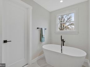 656 Stuart Court, Herndon VA 20170