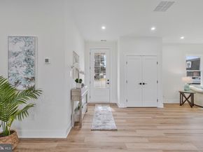 656 Stuart Court, Herndon VA 20170