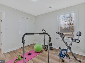 656 Stuart Court, Herndon VA 20170