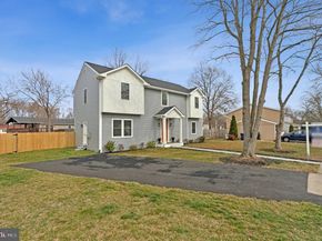 656 Stuart Court, Herndon VA 20170