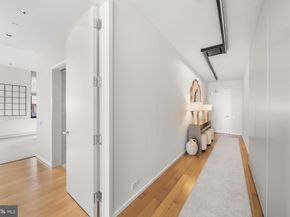 210 W Washington Square 6SW, Philadelphia PA 19106