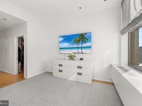 210 W Washington Square 6SW, Philadelphia PA 19106