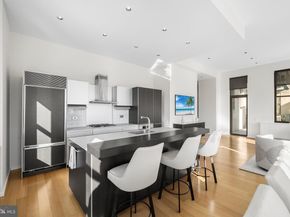 210 W Washington Square 6SW, Philadelphia PA 19106