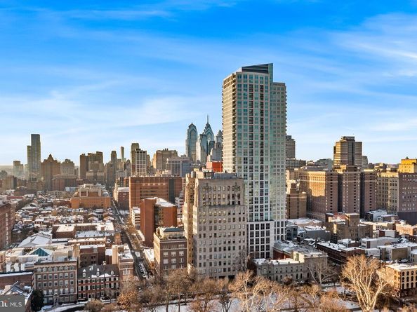 210 W Washington Square 6SW, Philadelphia PA 19106