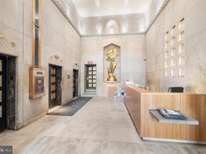 210 W Washington Square 6SW, Philadelphia PA 19106