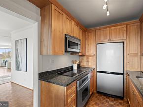 3900 Watson Place NW A 8E, Washington DC 20016