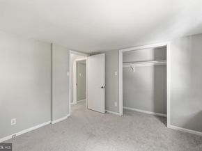 2331 N Underwood Street, Arlington VA 22205