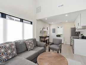 2331 N Underwood Street, Arlington VA 22205