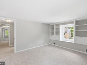 2331 N Underwood Street, Arlington VA 22205