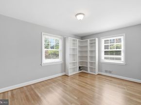 2331 N Underwood Street, Arlington VA 22205