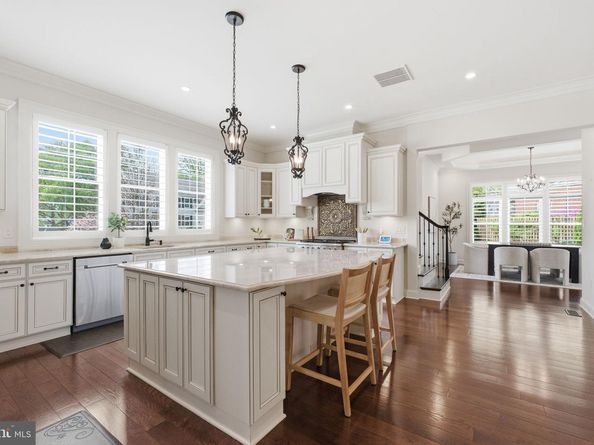 609 Kingsley Road SW, Vienna VA 22180