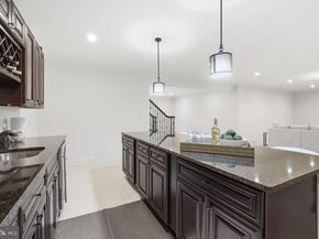 609 Kingsley Road SW, Vienna VA 22180