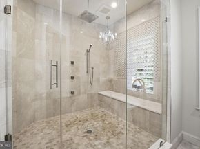 609 Kingsley Road SW, Vienna VA 22180