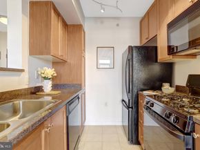 851 N Glebe Road 812, Arlington VA 22203