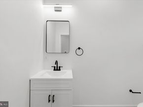 524 E Penn Street, Philadelphia PA 19144