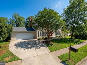 21112 Midday Lane, Sterling VA 20164