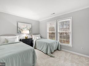 21112 Midday Lane, Sterling VA 20164