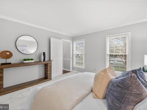 21112 Midday Lane, Sterling VA 20164