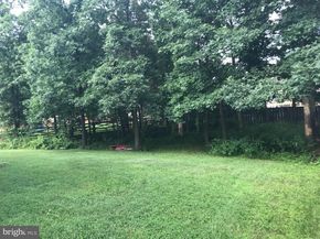 21112 Midday Lane, Sterling VA 20164