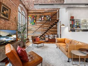 105 S 12TH Street 302, Philadelphia PA 19107