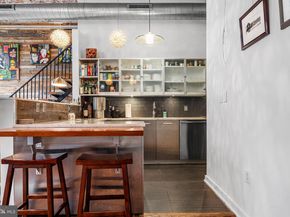 105 S 12TH Street 302, Philadelphia PA 19107