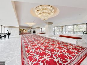 1101 S Arlington Ridge Road 305, Arlington VA 22202