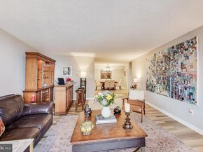 1101 S Arlington Ridge Road 305, Arlington VA 22202